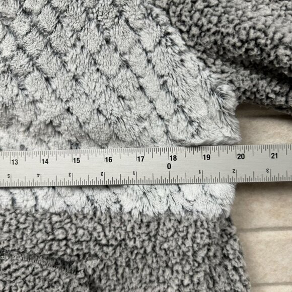 Simply Southern Sherpa Fleece Pullover Gray White Button Front Women’s Small - Picture 12 of 13